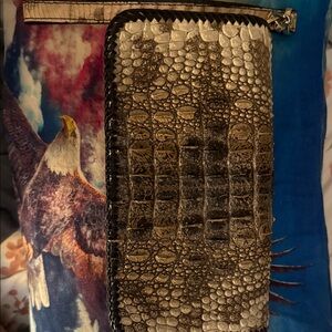 New Genuine Hornback Alligator Croc Clutchlet💫